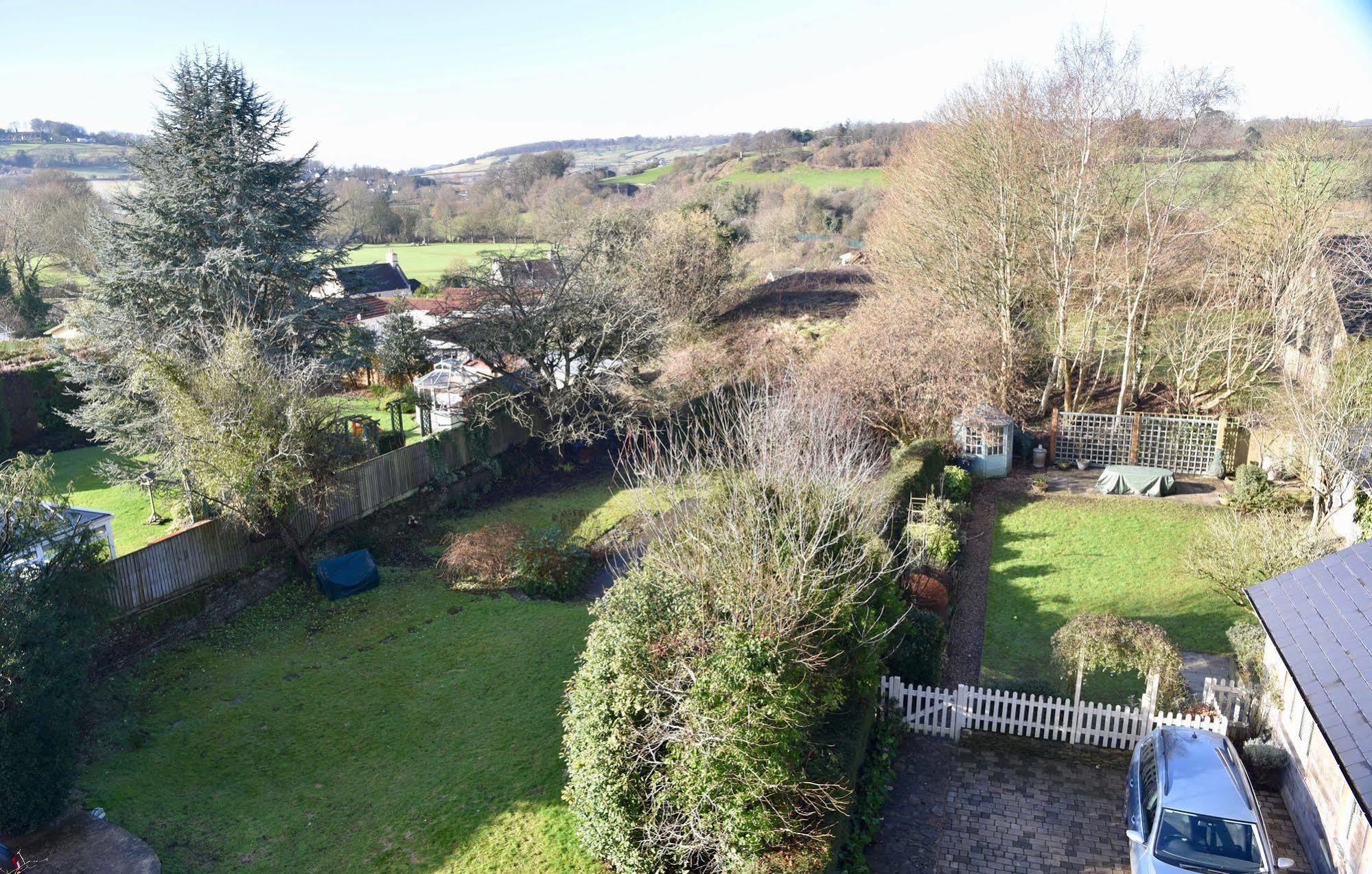 Lorne House Bed & Breakfast Box  Dış mekan fotoğraf